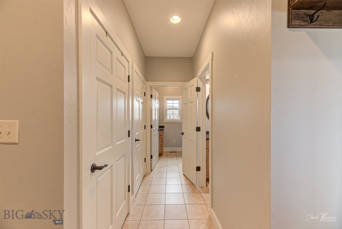 2160 Crested Wheat Loop Property Photo 29