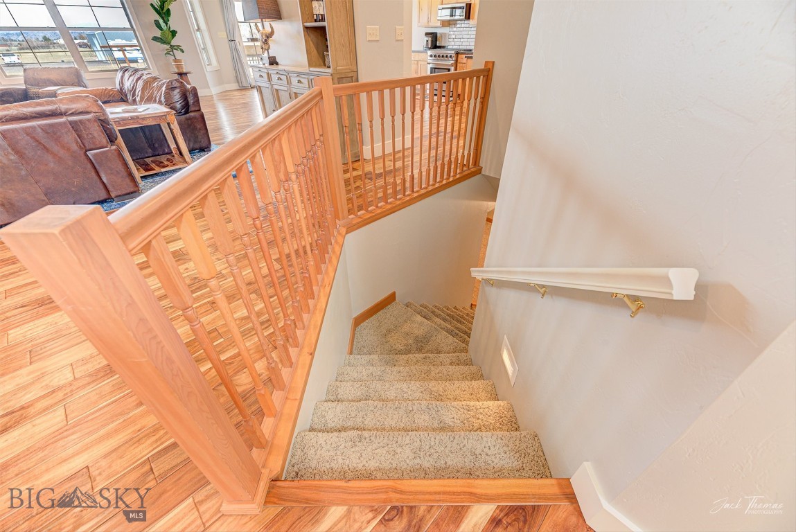 2160 Crested Wheat Loop Property Photo 32