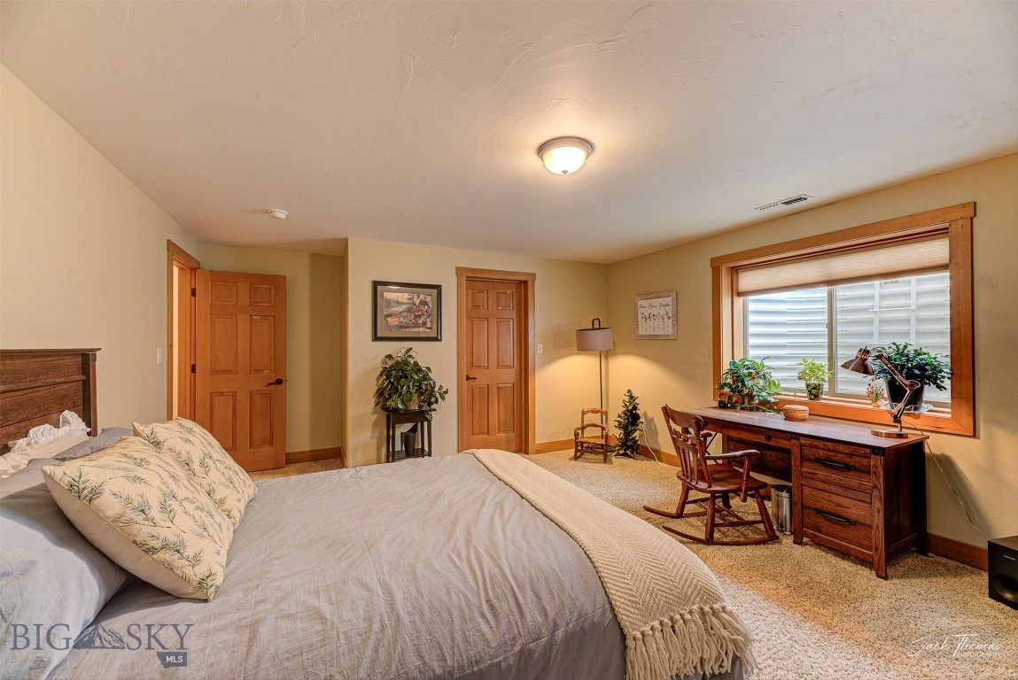 2160 Crested Wheat Loop Property Photo 39