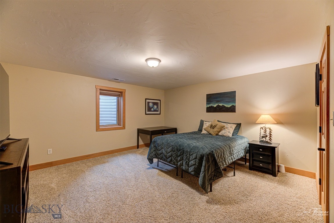 2160 Crested Wheat Loop Property Photo 41