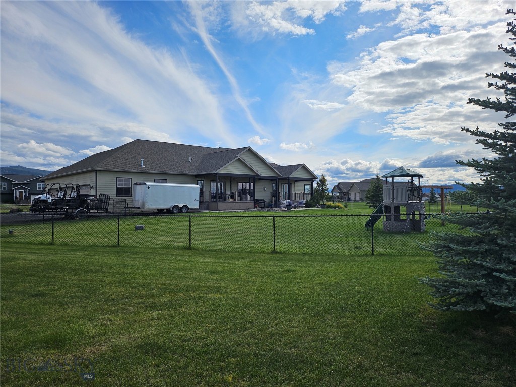 2160 Crested Wheat Loop Property Photo 46