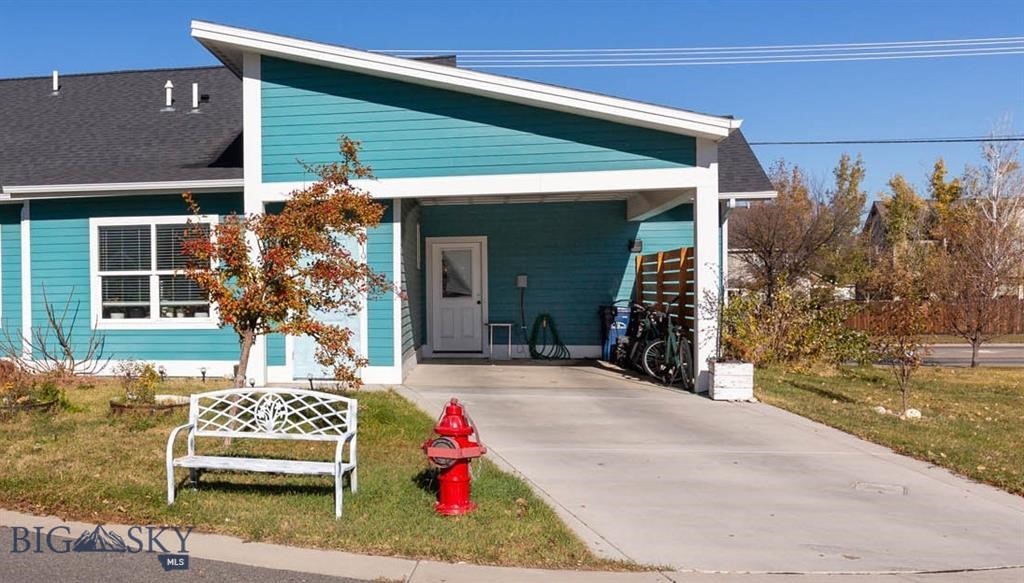 5519 Arnhem Way Property Photo 1