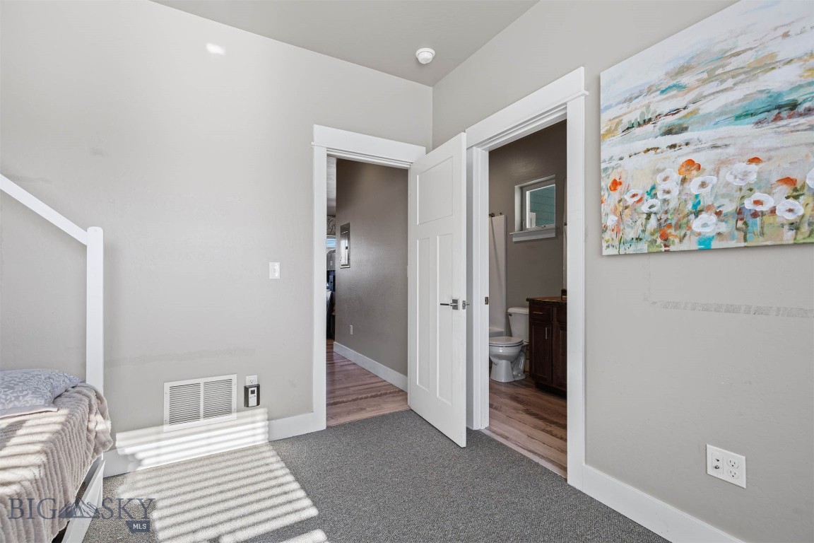 5519 Arnhem Way Property Photo 12