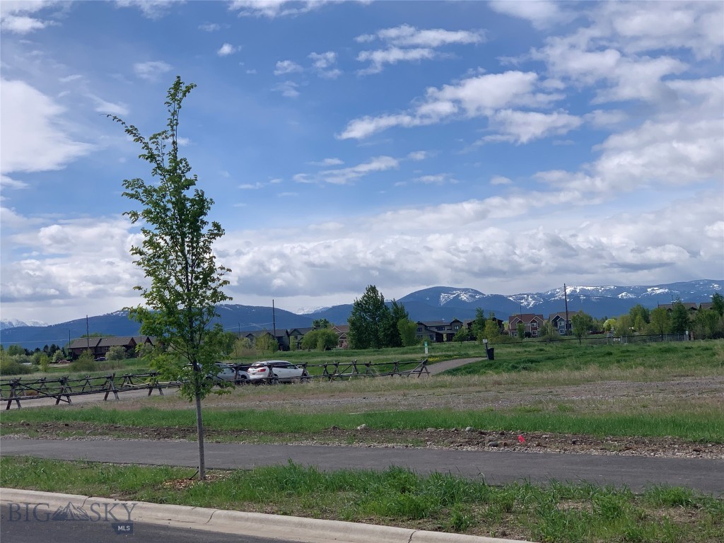 5519 Arnhem Way Property Photo 14