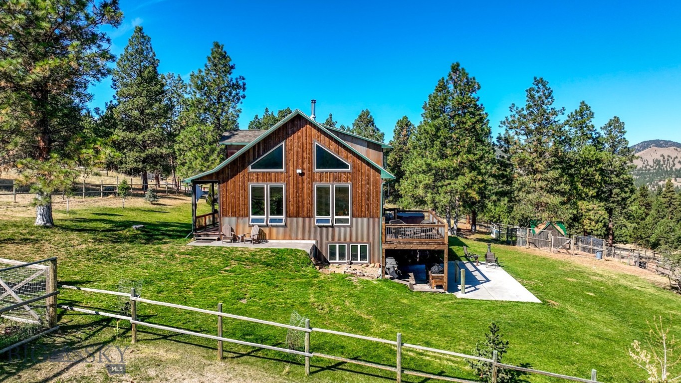 5 Alpine Valley Property Photo 1