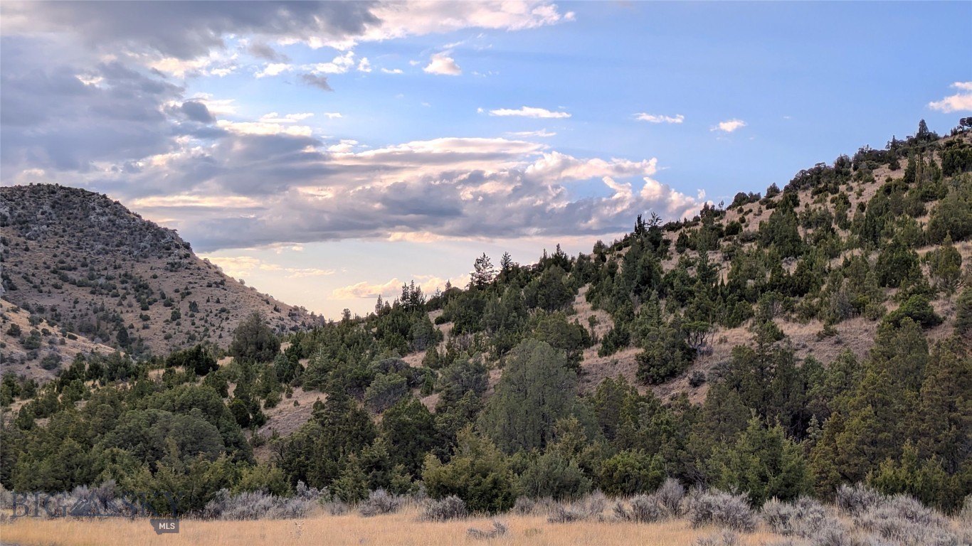 Tbd Moccasin Trail Property Photo 1