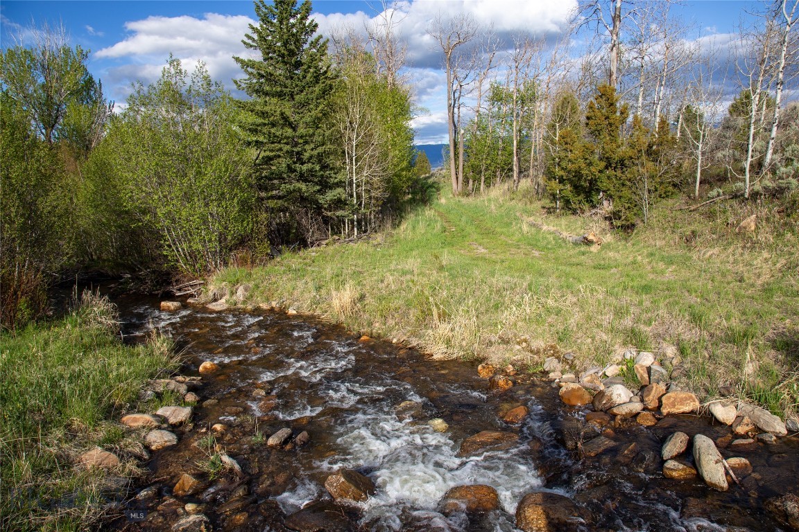 Lot 5 Wey's View Property Photo 16