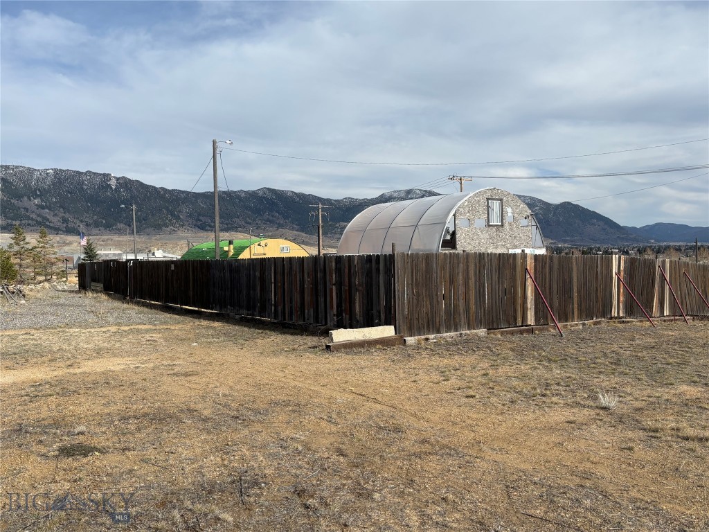 201 Continental Property Photo 12