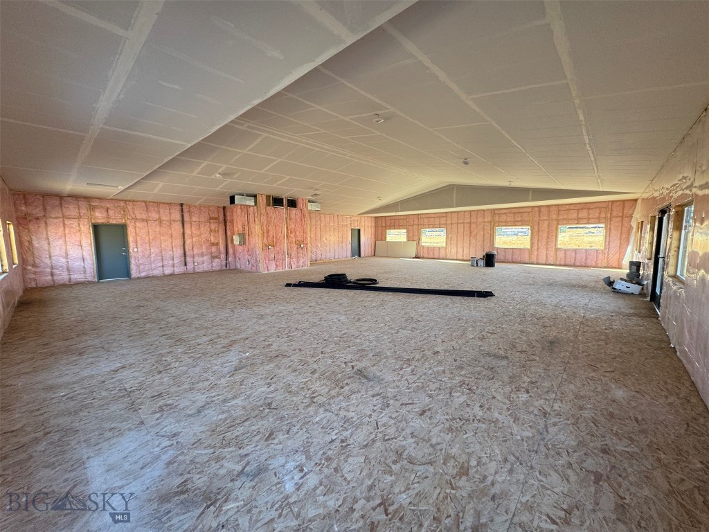 101 Union Avenue Property Photo 8