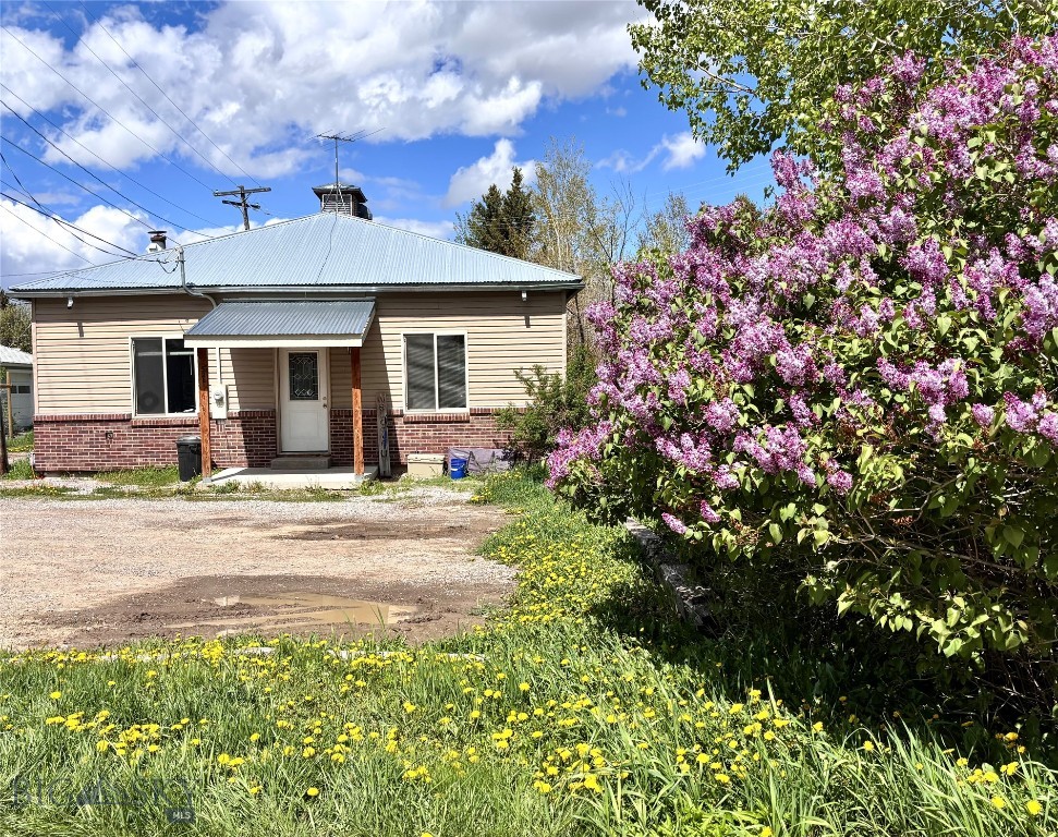 521 E Bannack Street Property Photo