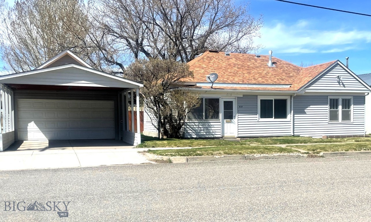 415 E Geyser Property Photo