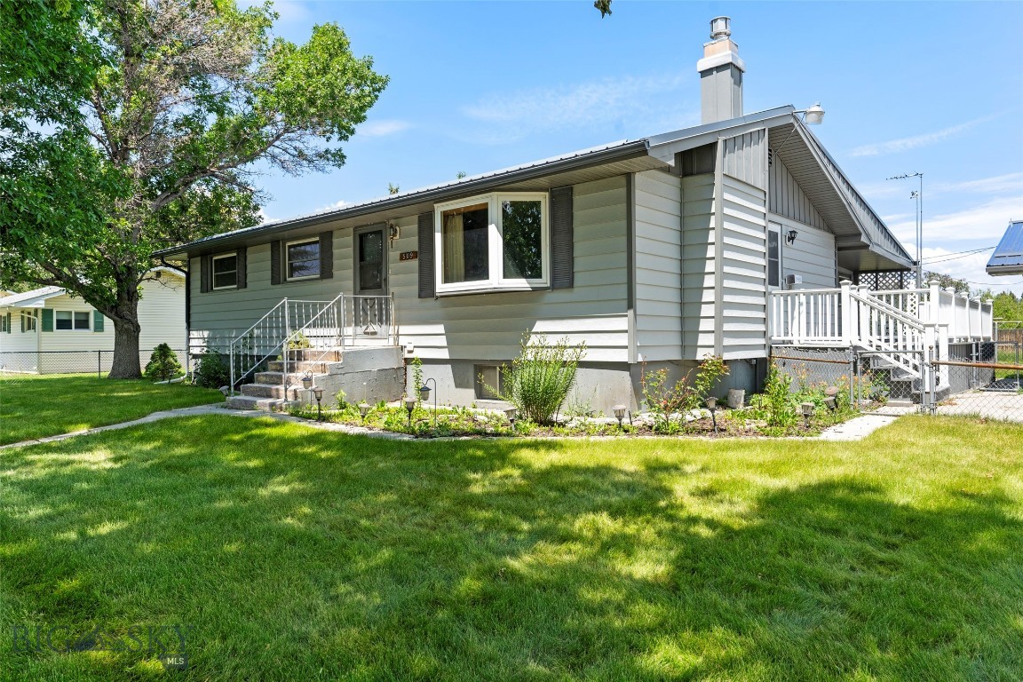 509 1st E Property Photo 56