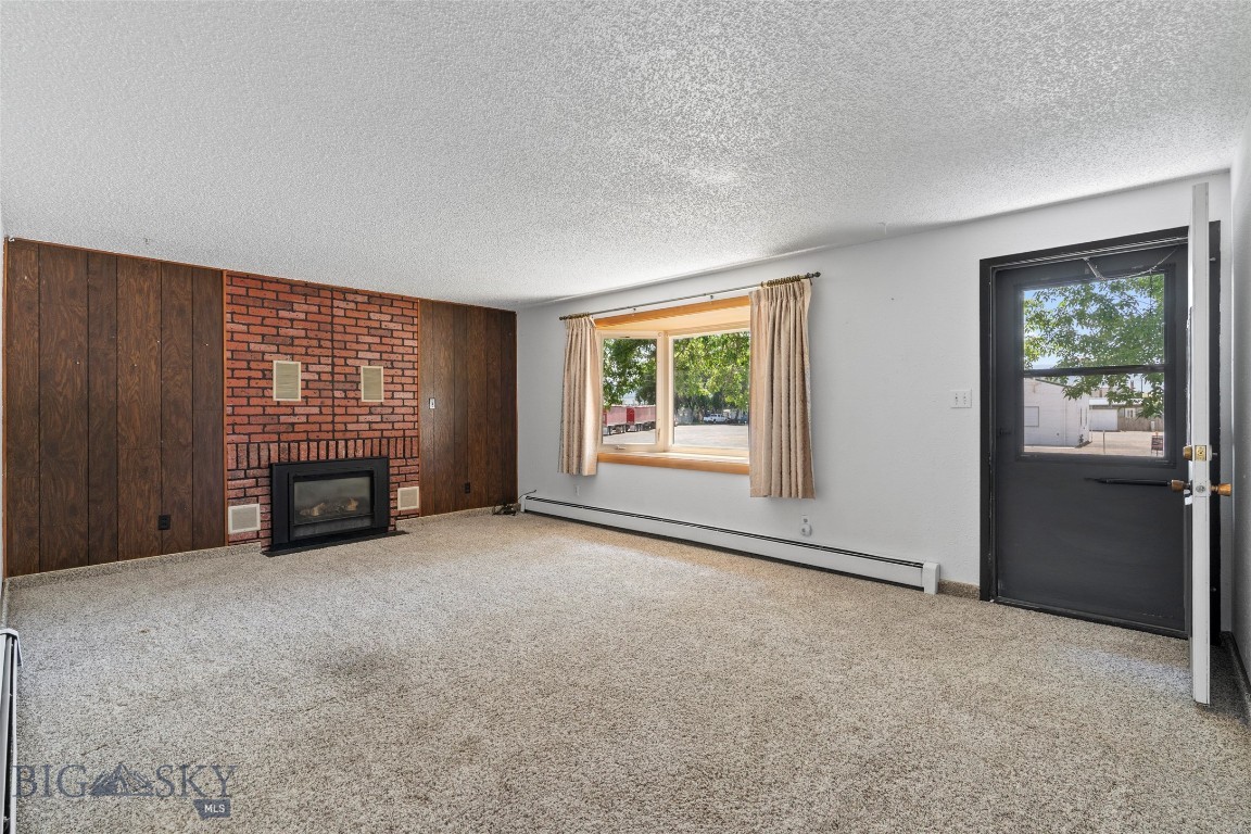509 1st E Property Photo 58