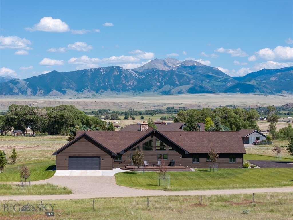 10 Wood Duck Road Property Photo 3