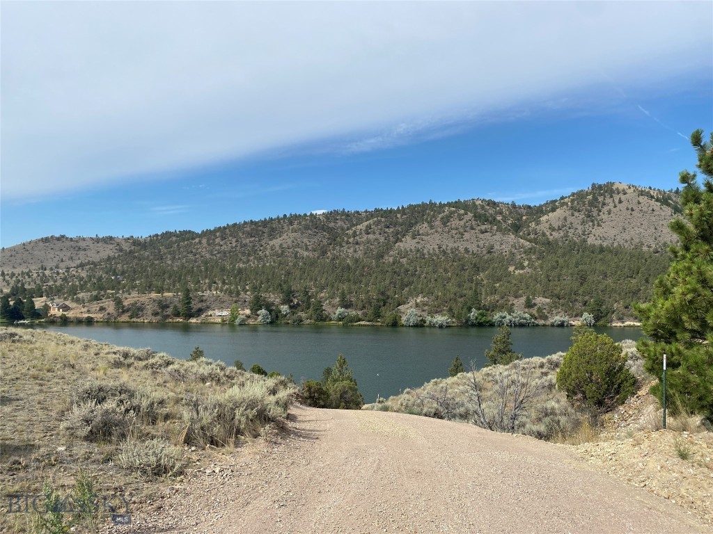 Nhn Danas Point Drive Property Photo 11