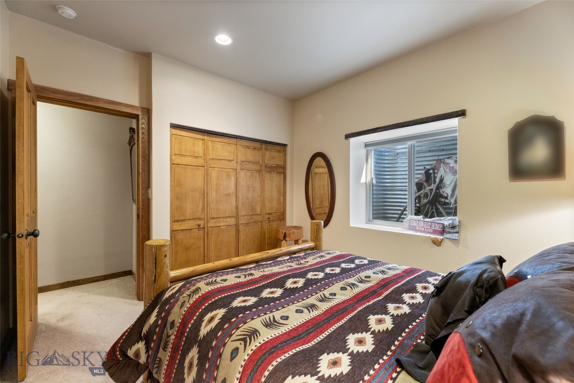 6 Browtine Ln Property Photo 79