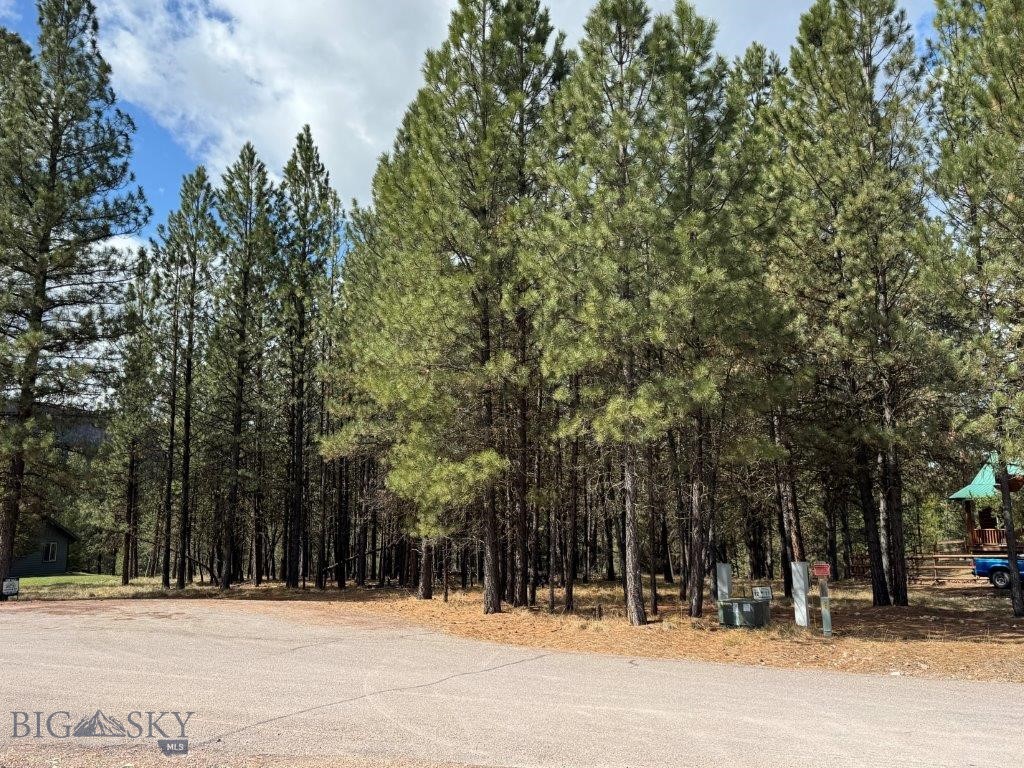 312 Dunham Court Property Photo