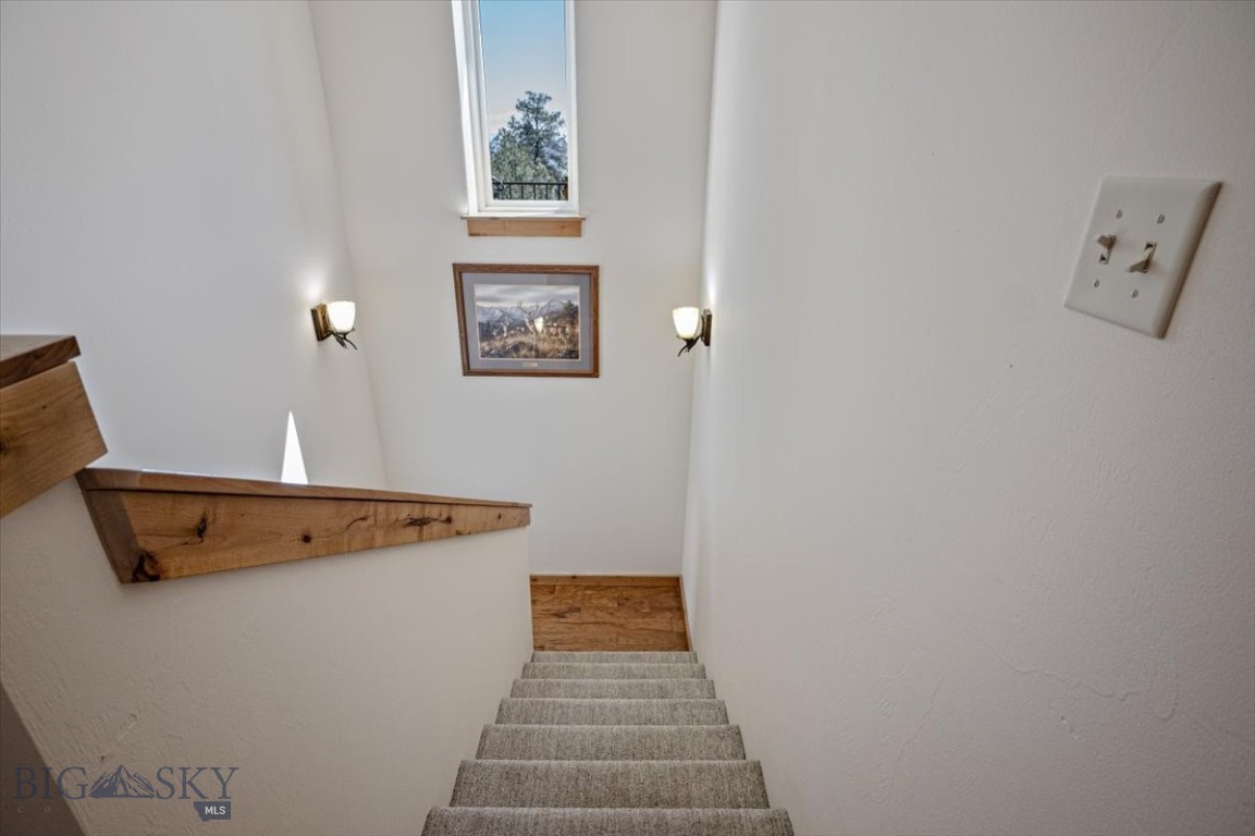 160 Jackson Creek Property Photo 33