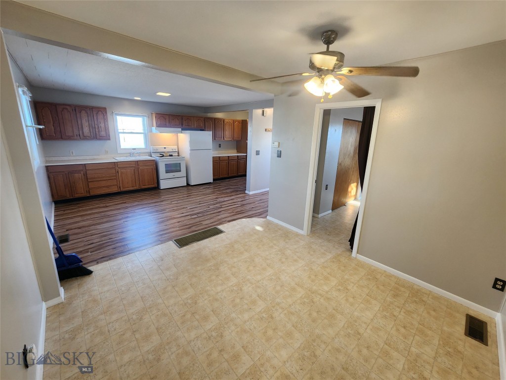 146 3rd Avenue Nw Property Photo 13