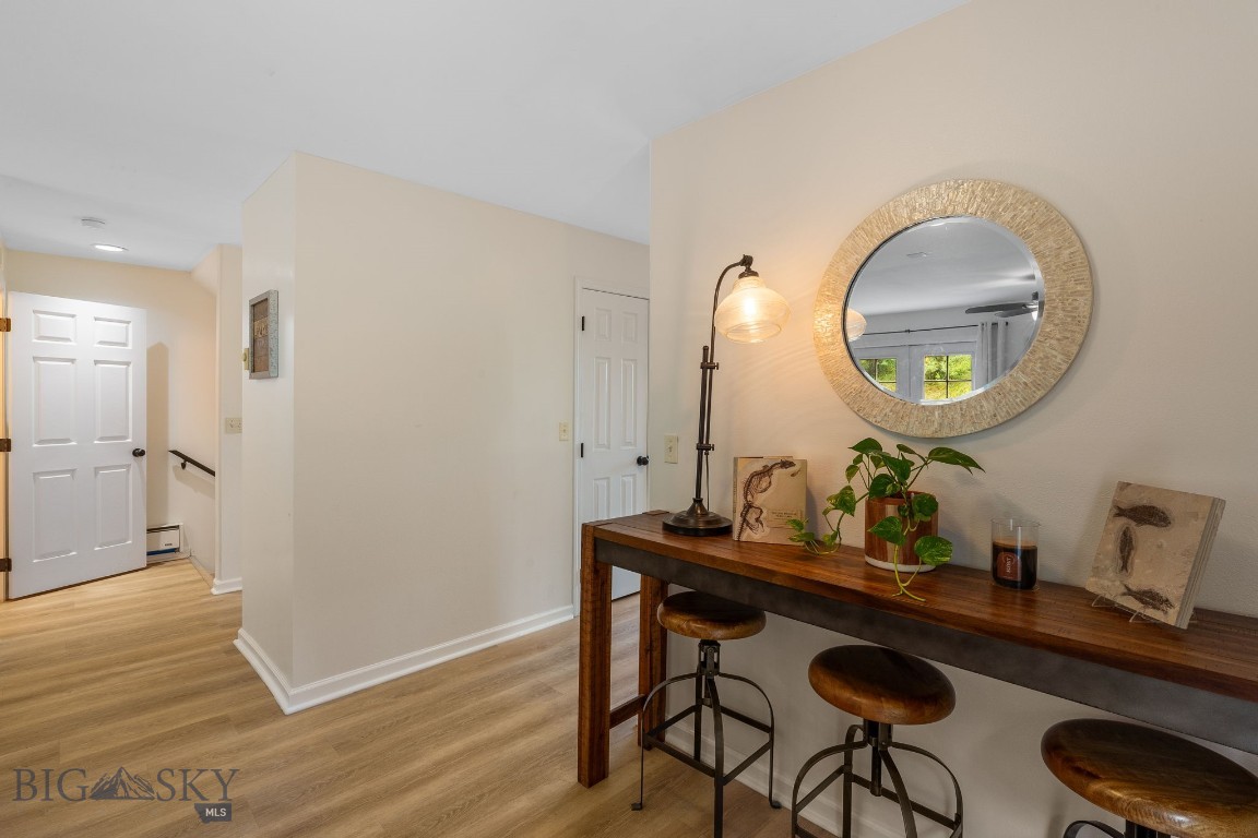 1203 Wineglass Court B Property Photo 6