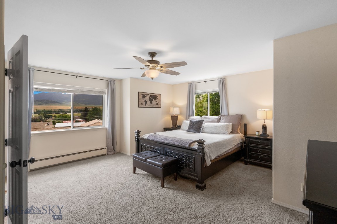 1203 Wineglass Court B Property Photo 12