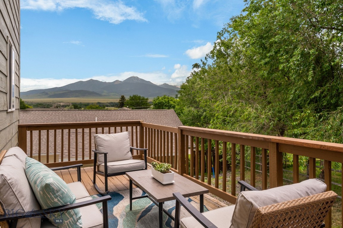 1203 Wineglass Court B Property Photo 19