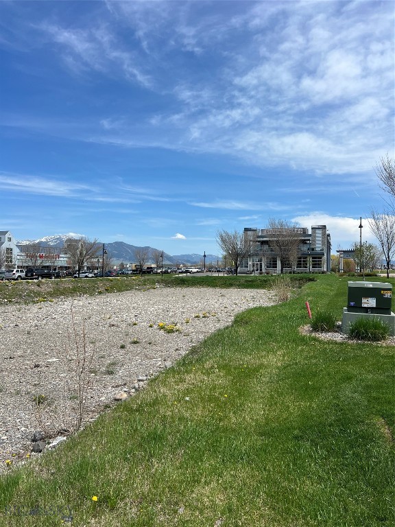 795 Boardwalk Avenue Property Photo 5