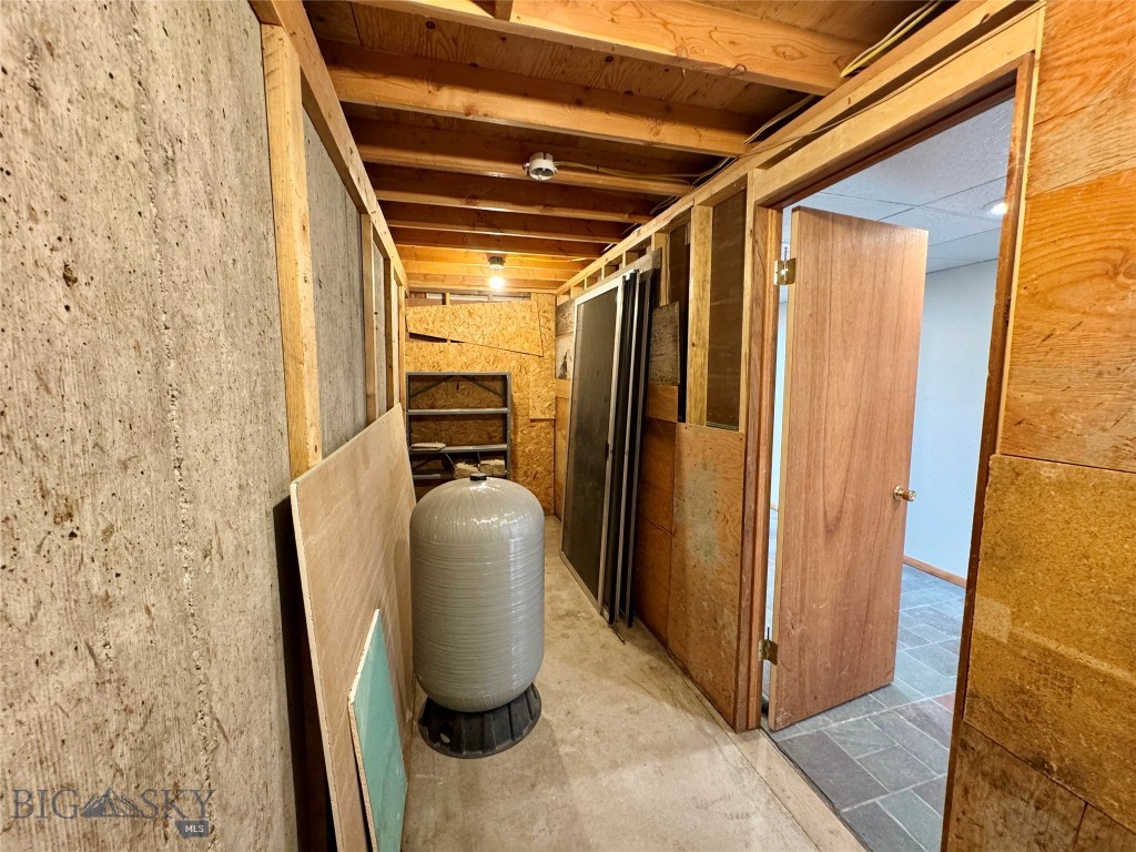 55 Equis Lane Property Photo 28