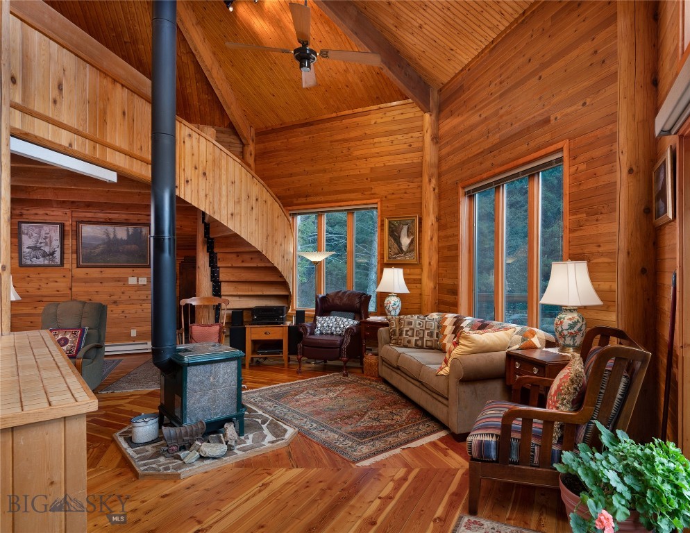 189 Quinn Creek Road Property Photo 1