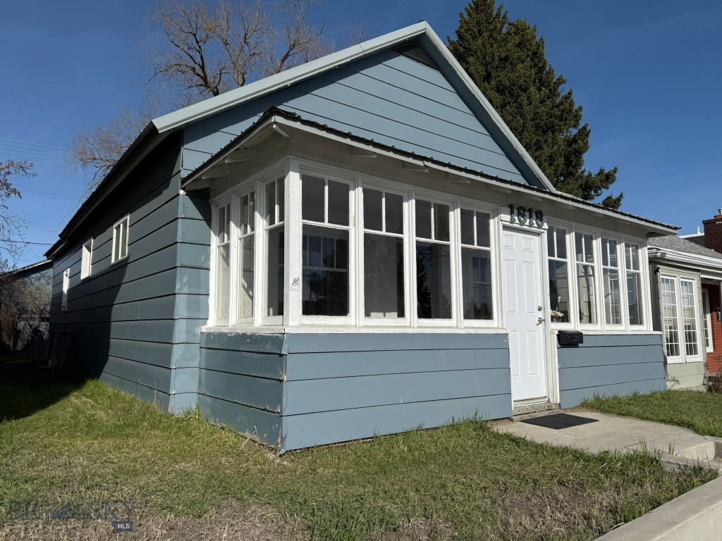 1618 Harrison Property Photo 1