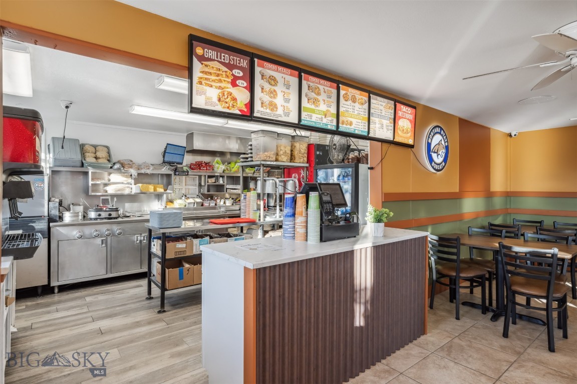 421 E Commercial Property Photo 4