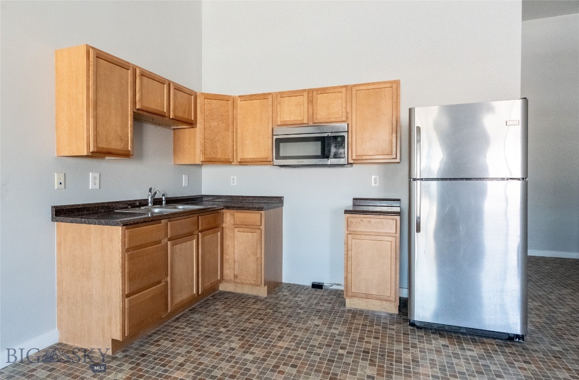 211 Jetway A4 Property Photo 12