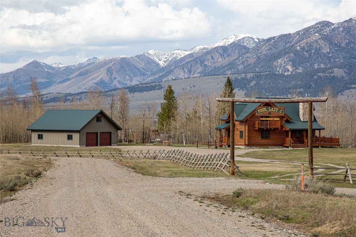 1 Dutchman Trail Property Photo 6