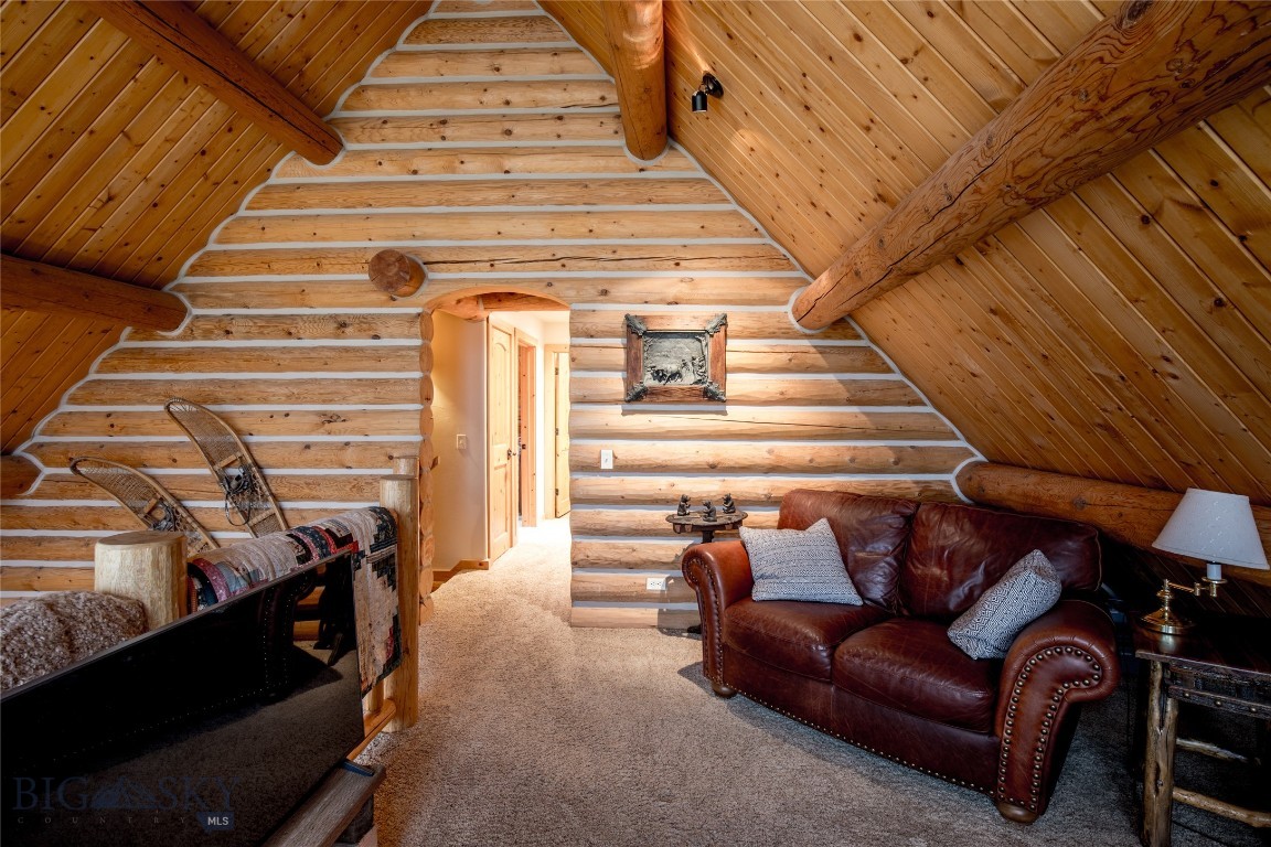 1 Dutchman Trail Property Photo 23