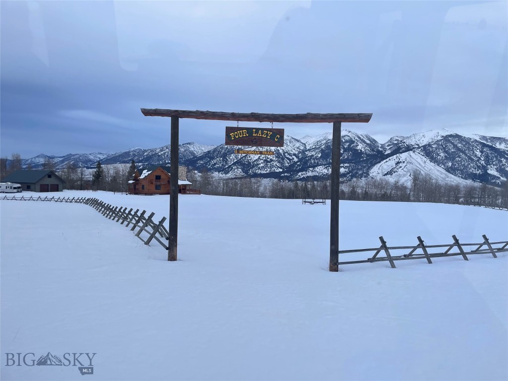 1 Dutchman Trail Property Photo 47