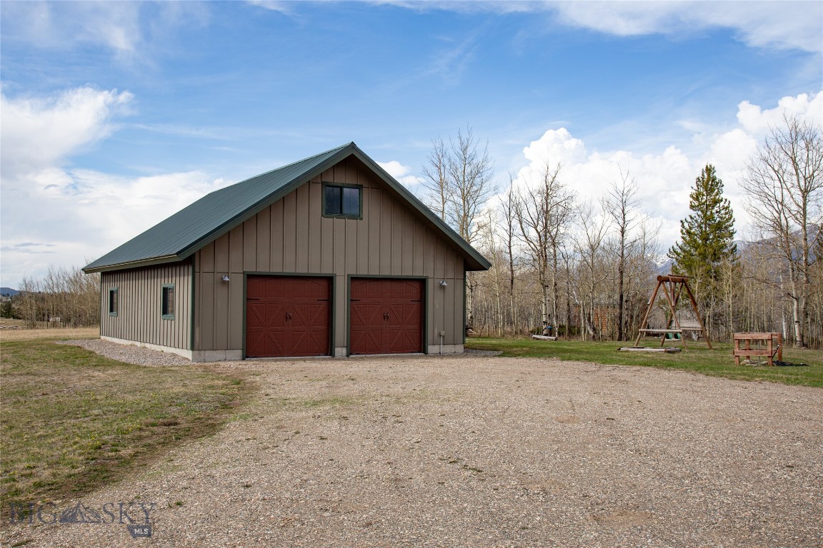 1 Dutchman Trail Property Photo 57