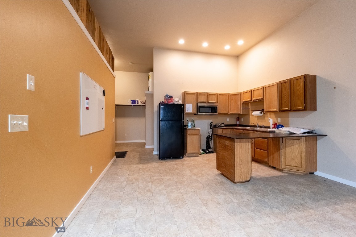 211 Jetway A1 Property Photo 7