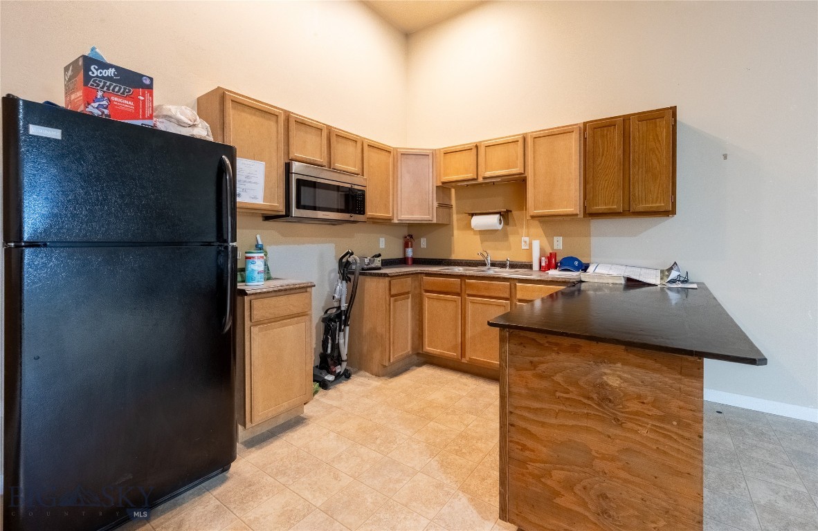211 Jetway A1 Property Photo 16