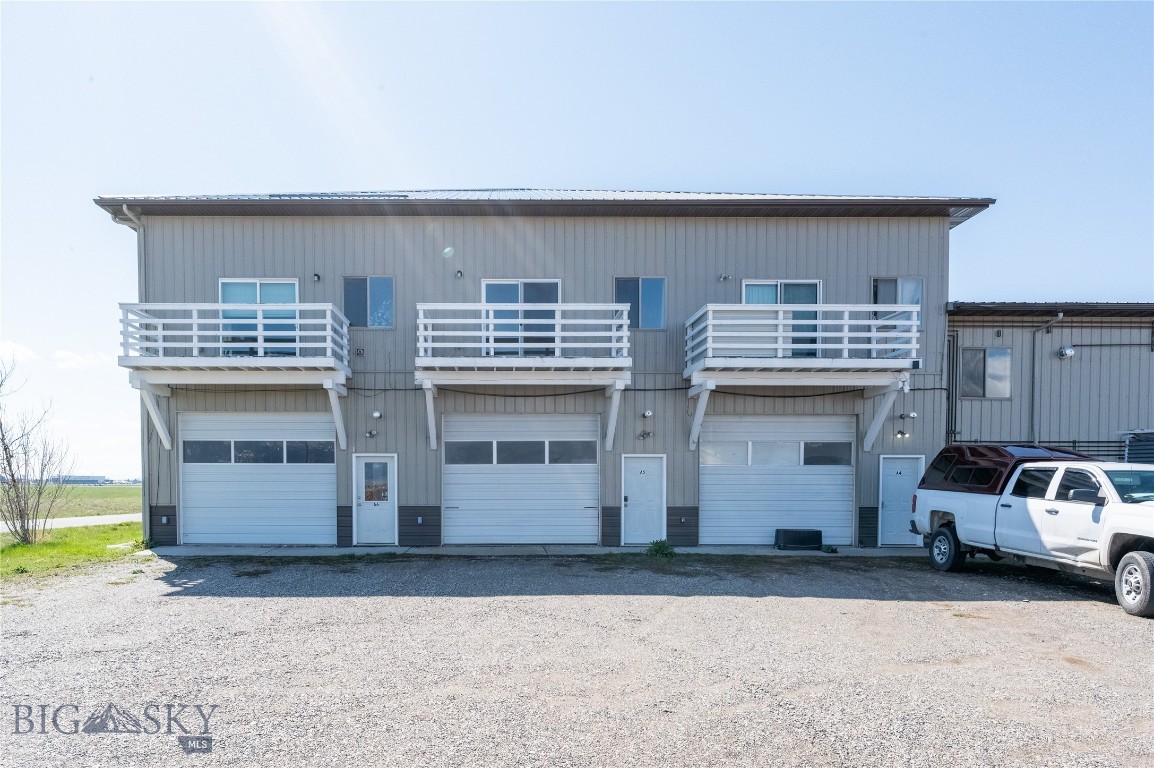 211 Jetway A1, A2, A4, A5 Property Photo