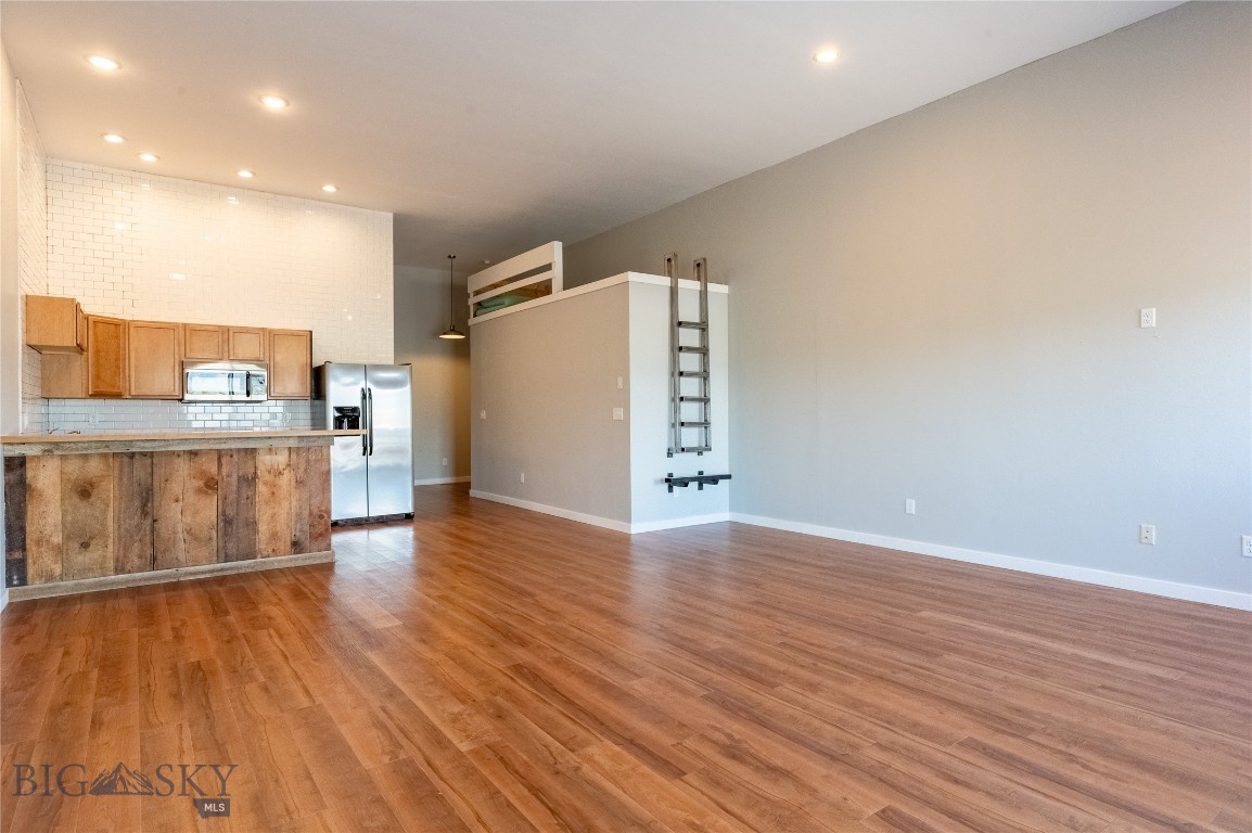 211 Jetway A1, A2, A4, A5 Property Photo 16