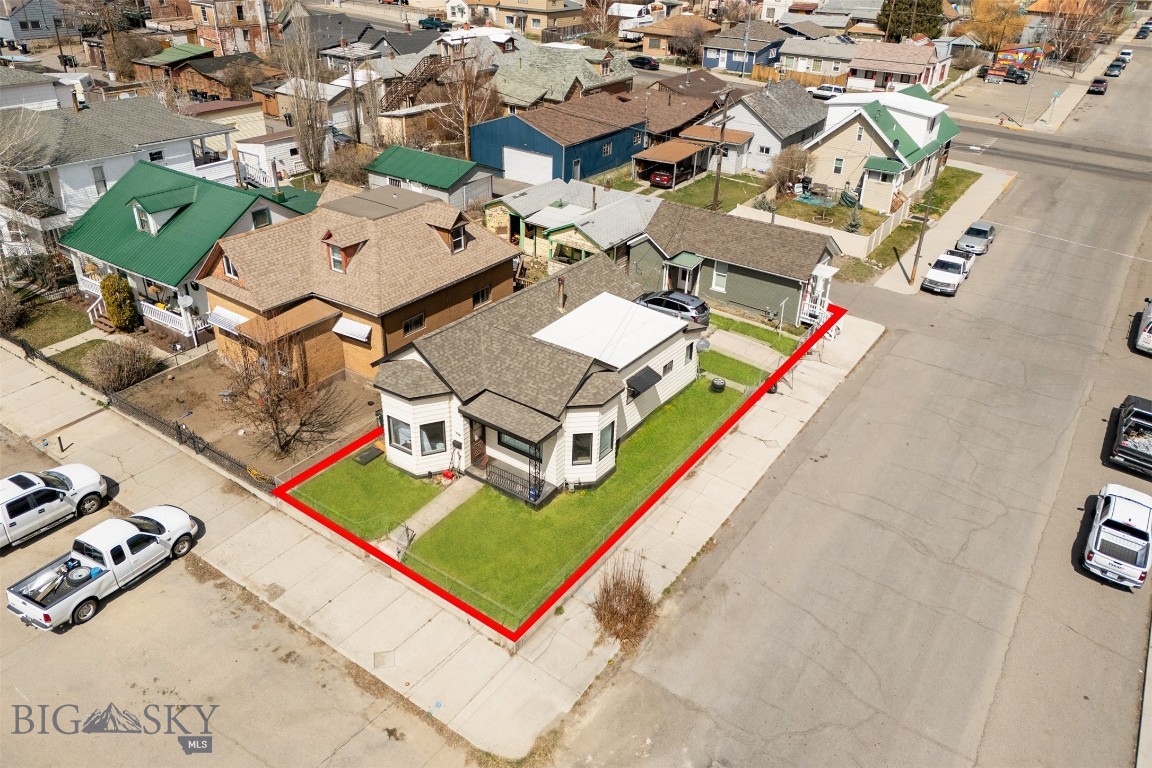 1048 S Wyoming Street Property Photo