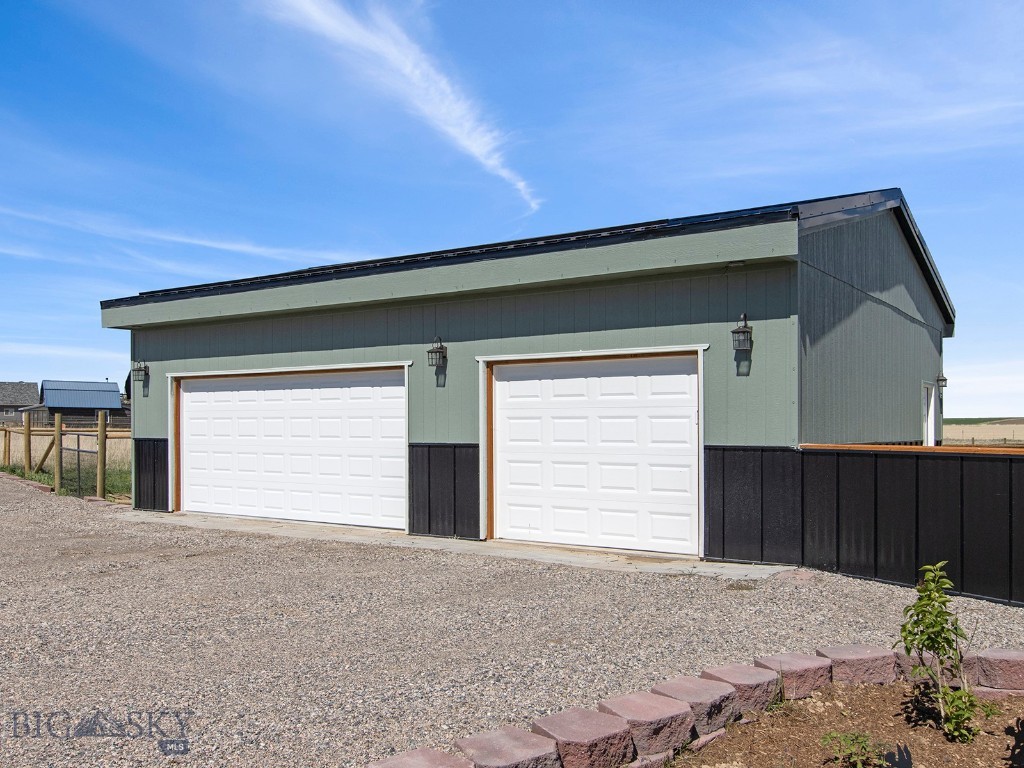 8 Duke Drive Property Photo 22