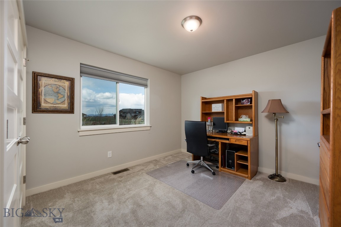 721 Stewart Loop Property Photo 19