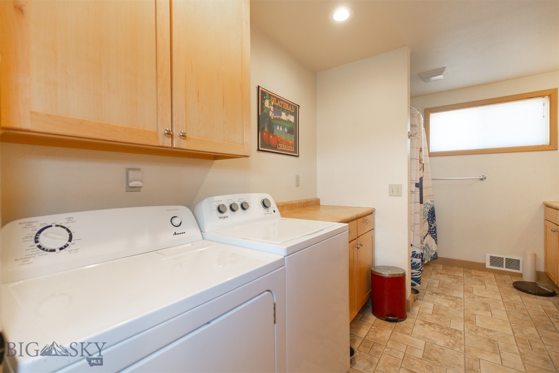 2 Dayspring Road W Property Photo 38