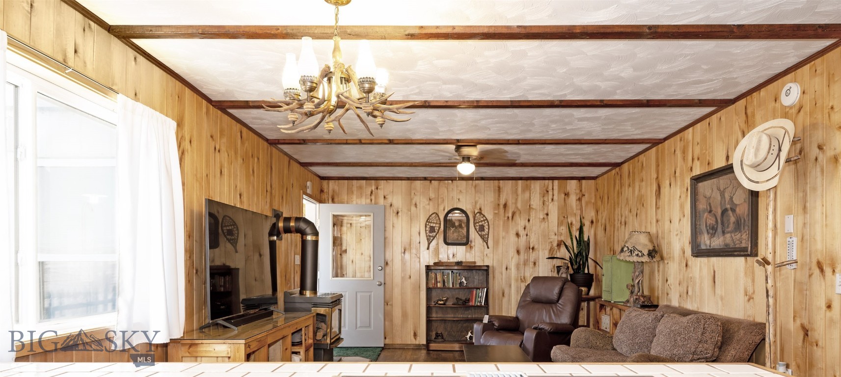 10 Dons Lane Property Photo 16