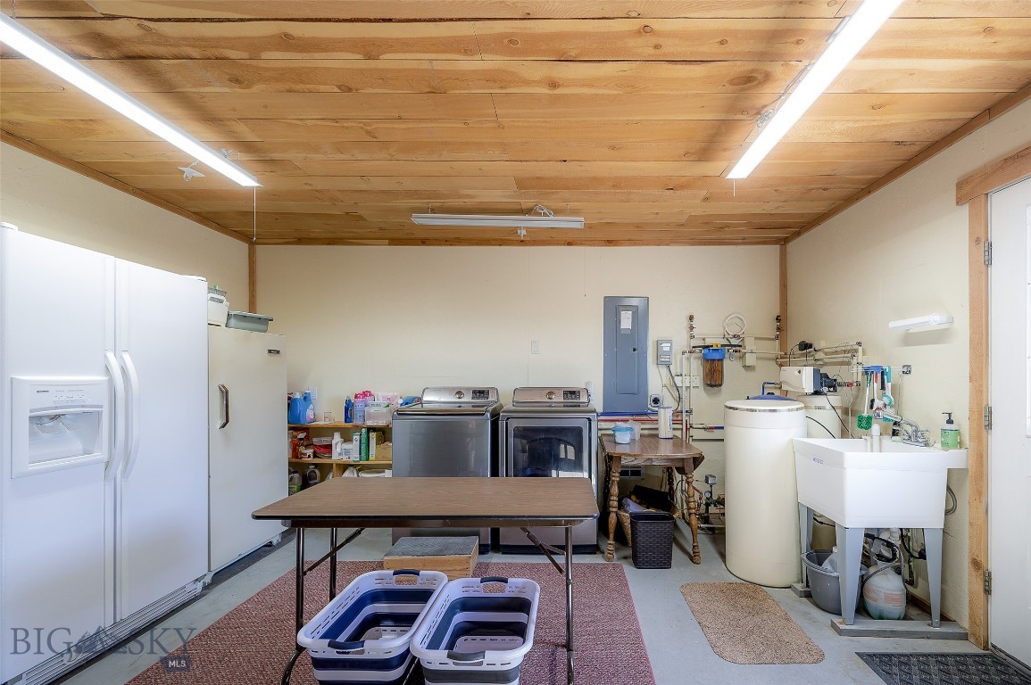 10 Dons Lane Property Photo 27