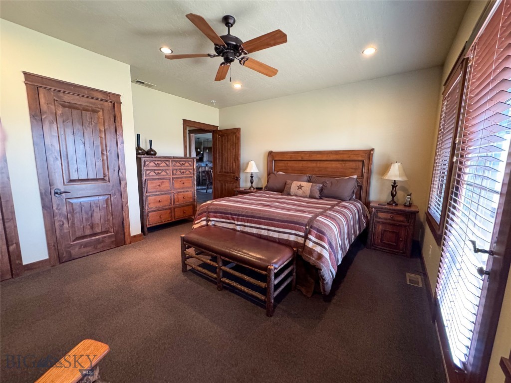 100 Snowberry Path Property Photo 47