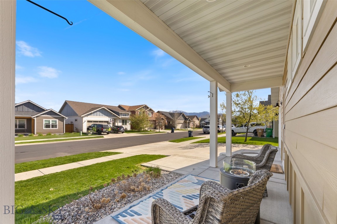 2964 Autumn Grove Property Photo 4