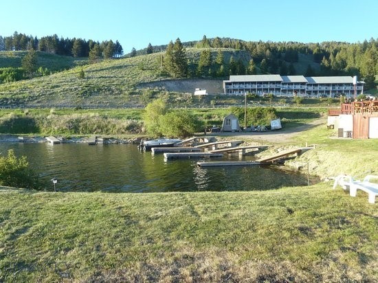 15400 Hebgen Lake Road Property Photo 24