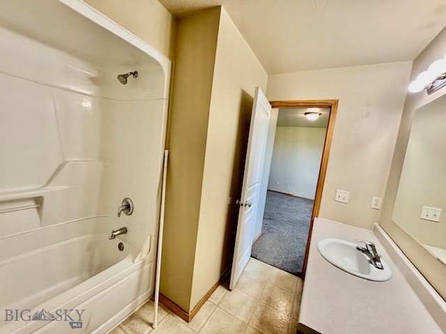 949 N River Rock Drive Property Photo 19